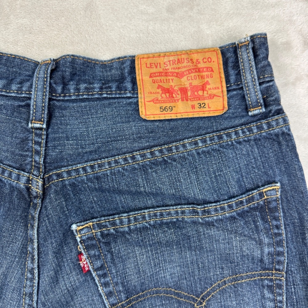 Levi 569 Shorts Mens 32x22 Blue Loose Straight Denim 11" Baggy Y2K Skater Jorts - Picture 12 of 13